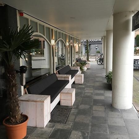 Hotel Restaurant De Jonge Heertjes Aalsmeer Esterno foto
