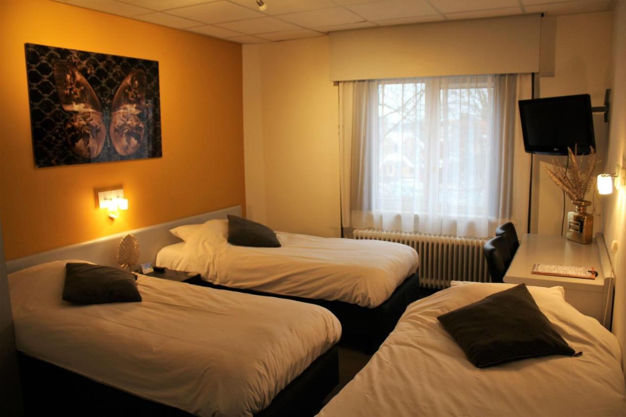 Hotel Restaurant De Jonge Heertjes Aalsmeer Esterno foto